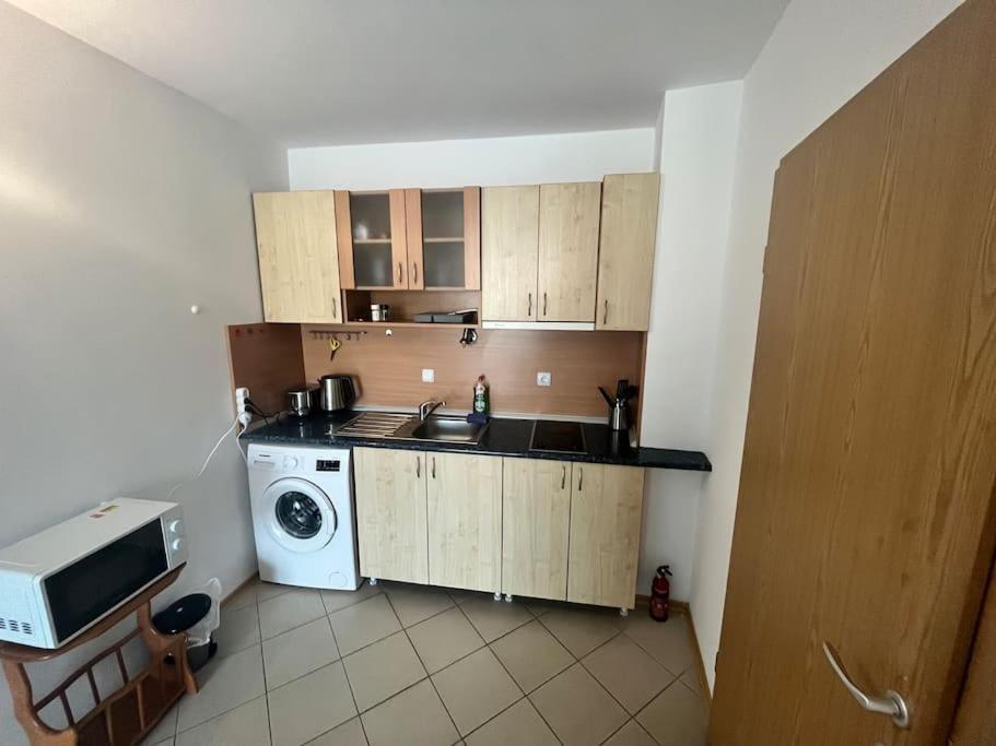 Large Apartment In Slantschew brjag Exterior foto