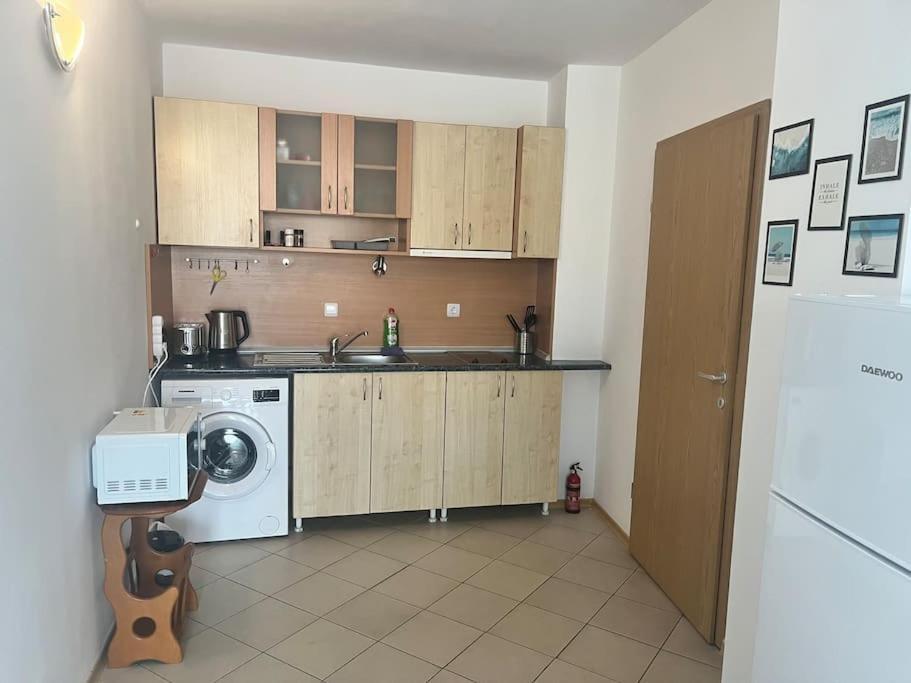 Large Apartment In Slantschew brjag Exterior foto